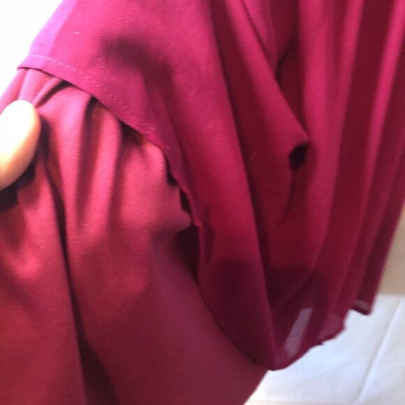 Forever 21 Dark Fuchsia Dress, Elasticized Cuffs. Good work dress. - Picture 5 of 11